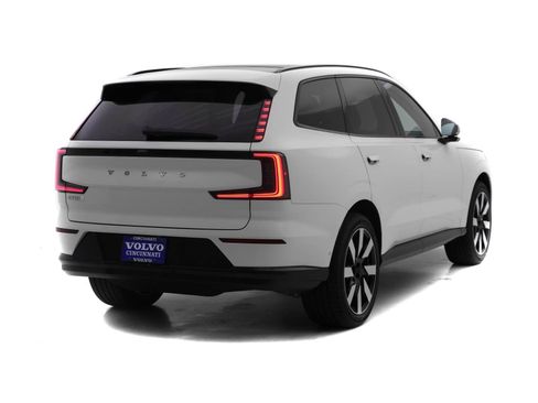 New 2025 Volvo EX90 Plus image 4