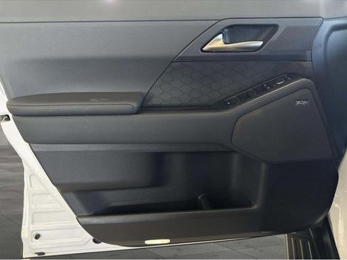 Certified 2024 Lexus GX 550 image 22