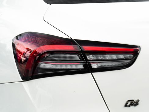 Used 2022 Maserati Ghibli Modena Q4 image 12