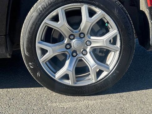 Used 2022 Jeep Wagoneer Series II image 12