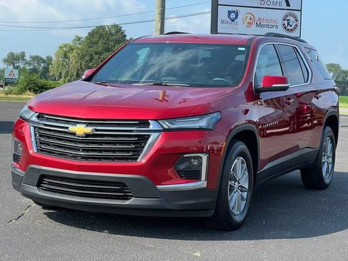 Used 2023 Chevrolet Traverse LT w/ Rear Camera Mirror Package AWD/4WD image 48
