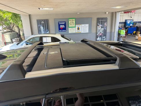 Used 2023 Toyota Highlander Platinum image 25