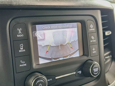 Used 2022 RAM 1500 Big Horn AWD/4WD image 13