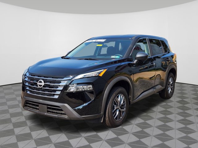 Certified 2025 Nissan Rogue S AWD/4WD image 2