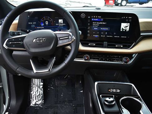 New 2026 Chevrolet Equinox ACTIV w/ Convenience Package III image 14