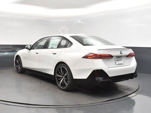 New 2026 BMW 530i w/ M Sport Package image 5