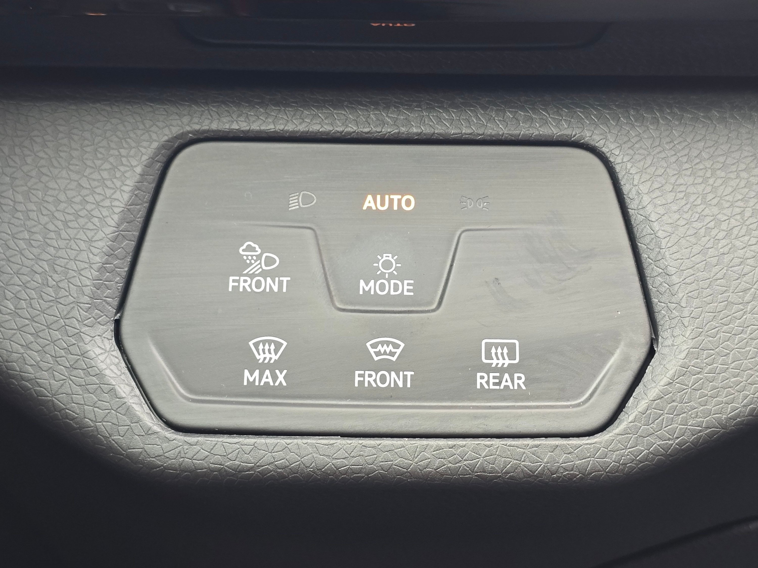 Used 2023 Volkswagen ID.4 Pro S Plus AWD/4WD image 38