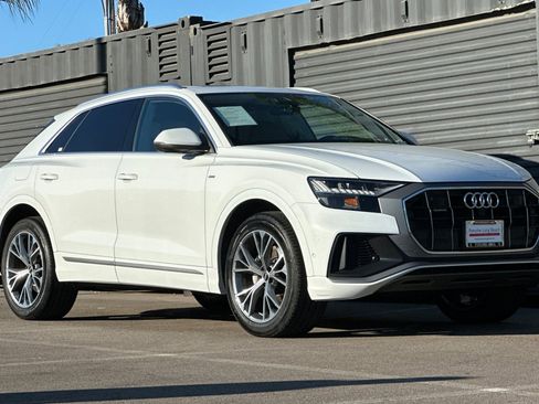 Used 2023 Audi Q8 Premium Plus w/ Premium Plus Package image 10