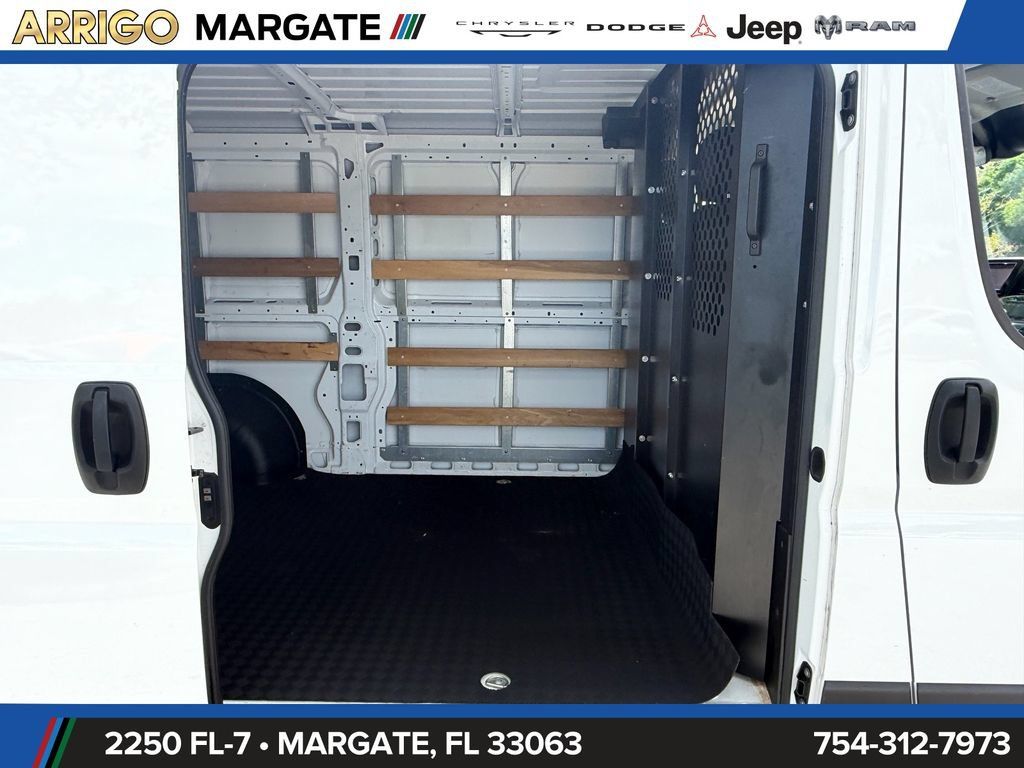 Used 2025 RAM ProMaster 2500 w/ U-Haul Equipment Group FWD image 13