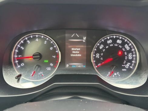 Used 2021 Toyota RAV4 XLE FWD image 16