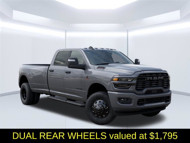 New 2026 RAM 3500 Big Horn AWD/4WD image 6