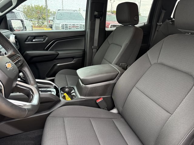 Used 2026 Chevrolet Colorado LT RWD image 5