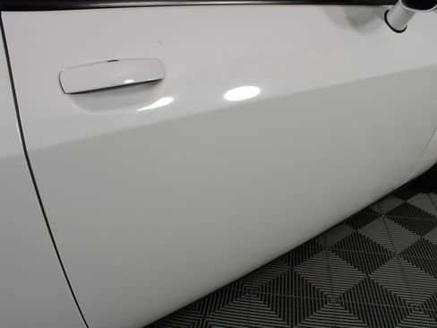 Used 2017 Dodge Challenger SRT Hellcat image 29