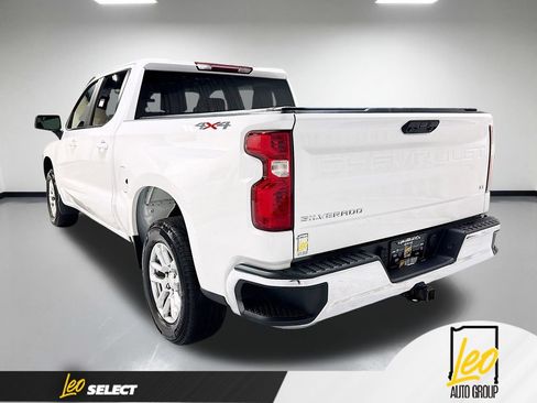 Used 2023 Chevrolet Silverado 1500 LT AWD/4WD image 9