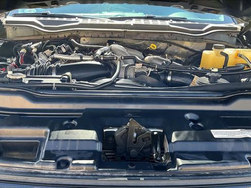 Used 2021 Ford F250 Lariat AWD/4WD image 34