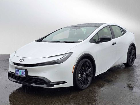 Used 2026 Toyota Prius Nightshade image 8