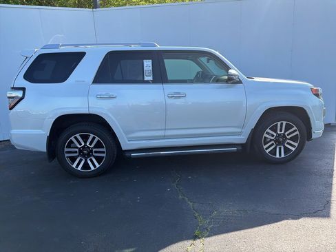 Certified 2024 Toyota 4Runner Limited AWD/4WD image 3