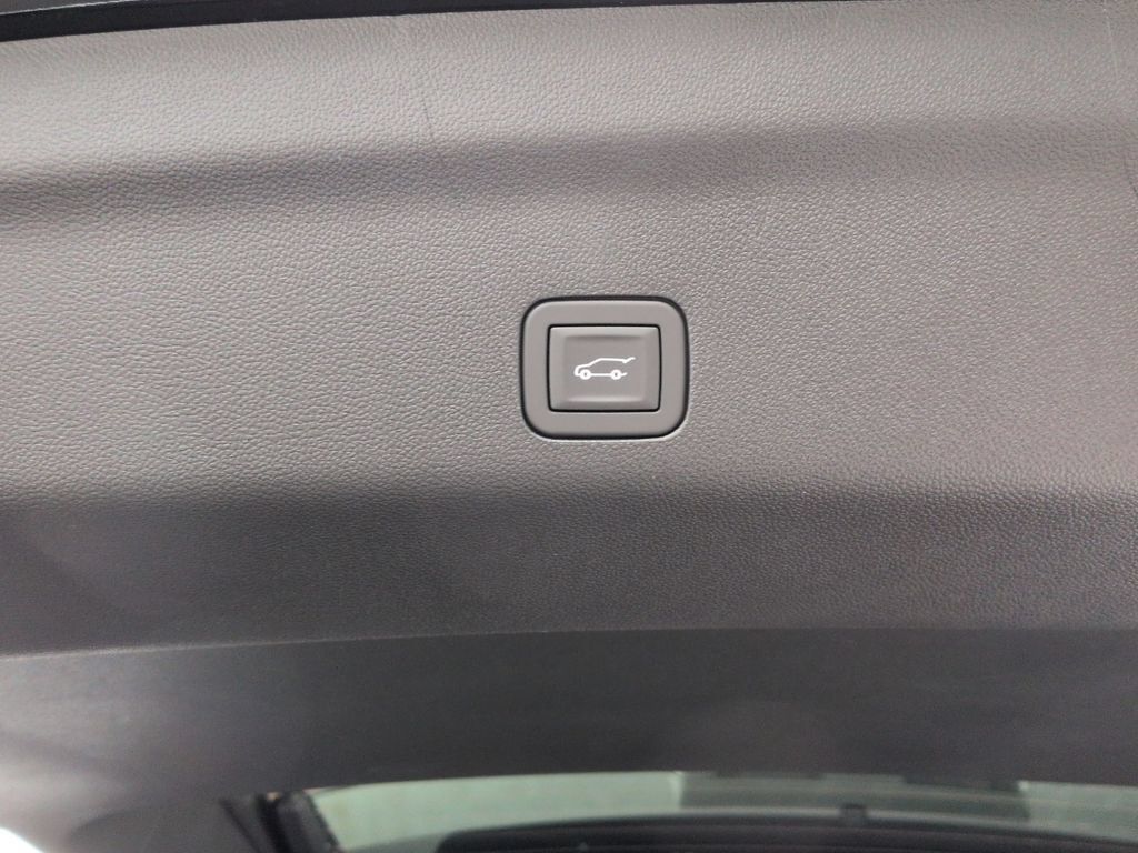 New 2026 GMC Yukon Denali w/ Advanced Technology Package AWD/4WD image 27