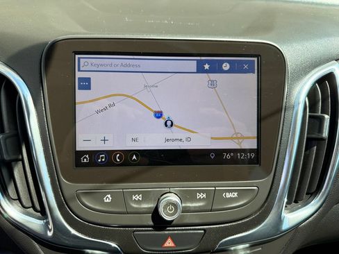Used 2019 Chevrolet Equinox LT w/ Sun & Navigation Package AWD/4WD image 22