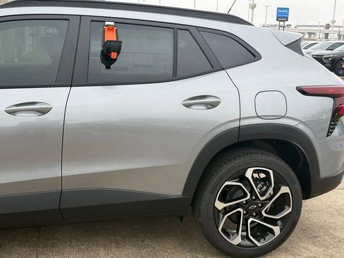 New 2026 Chevrolet Trax RS w/ Sunroof Package image 17