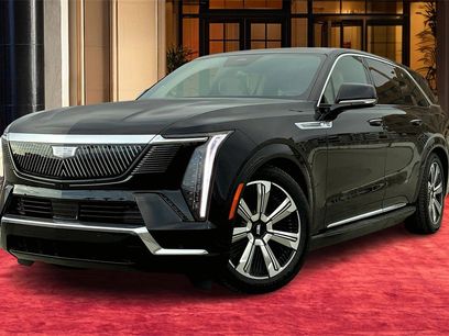 New 2025 Cadillac Escalade IQ Luxury 2