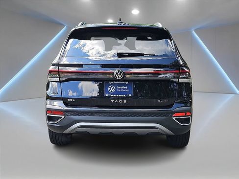 Certified 2025 Volkswagen Taos SEL w/ Black Wheel Plus Package AWD/4WD image 6