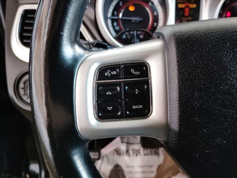 Used 2018 Dodge Journey SXT w/ Connectivity Group FWD image 23