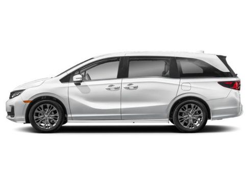 Used 2025 Honda Odyssey Touring image 3