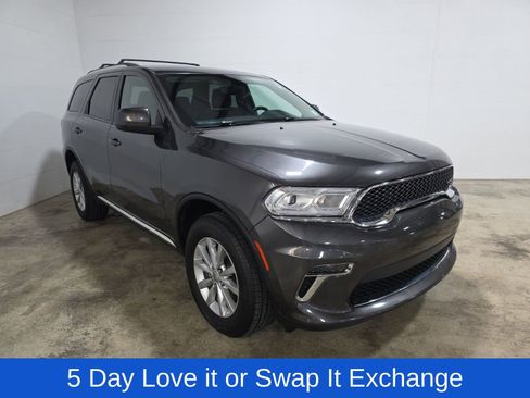 Used 2021 Dodge Durango SXT image 3