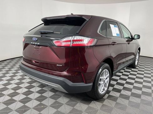 Used 2024 Ford Edge SEL image 7