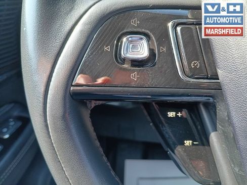 Used 2022 Lincoln Corsair Reserve AWD/4WD image 5