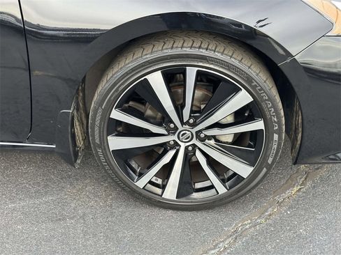 Used 2020 Nissan Altima 2.5 SR image 9