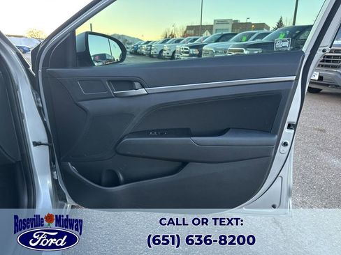 Used 2019 Hyundai Elantra SEL w/ Cargo Package image 33