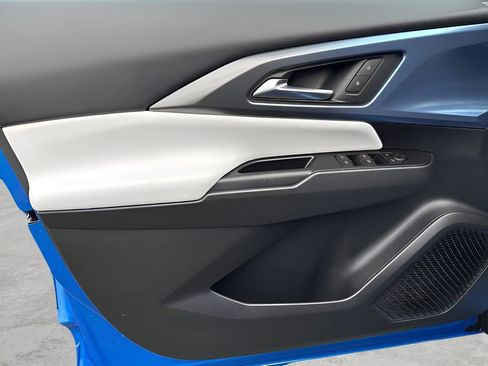 New 2026 Chevrolet Equinox EV LT AWD/4WD image 23