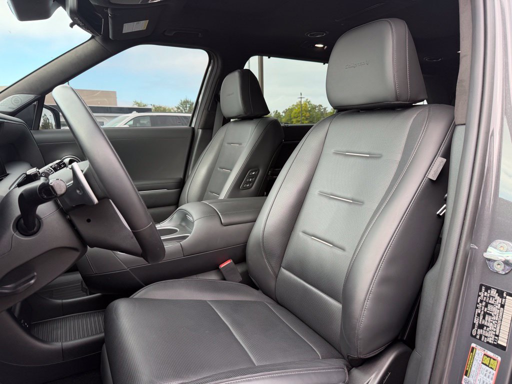 Used 2026 Hyundai Palisade Calligraphy FWD image 12