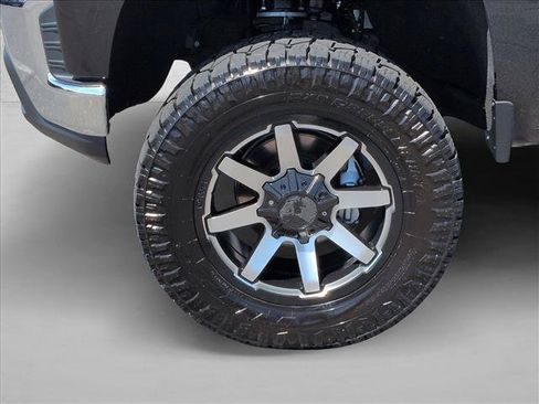 Used 2019 Chevrolet Silverado 1500 LT w/ All-Star Edition AWD/4WD image 30