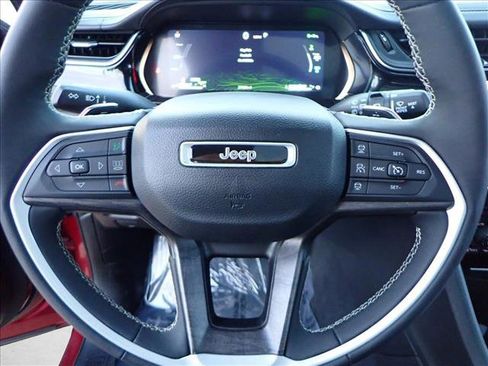 Used 2022 Jeep Grand Cherokee Limited 4xe image 15