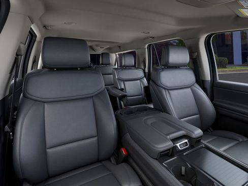 New 2027 Ford Expedition Max Active RWD image 33