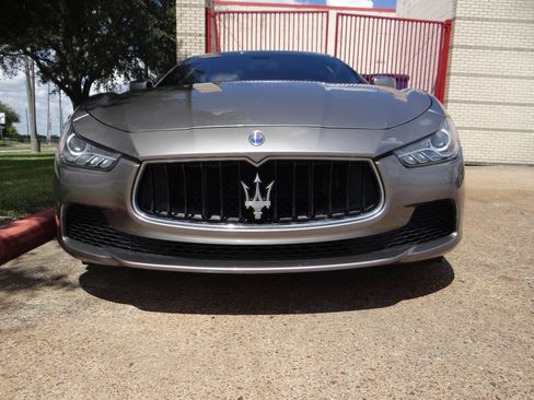 Used 2014 Maserati Ghibli RWD image 1
