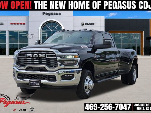 New 2026 RAM 3500 Tradesman AWD/4WD image 2