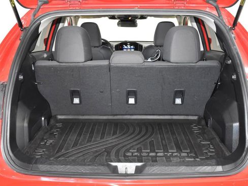 Used 2024 Subaru Crosstrek 2.0i Premium image 30