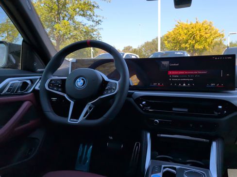 Certified 2025 BMW i4 M50 AWD/4WD image 30