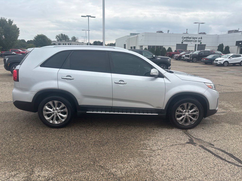 Used 2014 Kia Sorento EX w/ EX V6 Touring Package AWD/4WD image 4