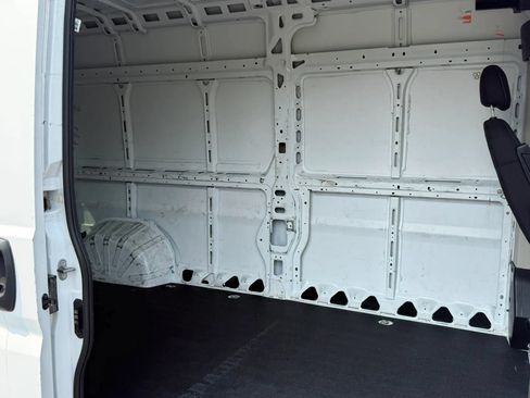 Used 2021 RAM ProMaster 2500 FWD image 24