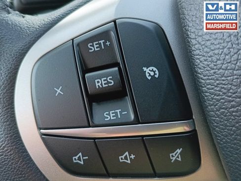 Used 2023 Ford Explorer XLT w/ Equipment Group 202A AWD/4WD image 11