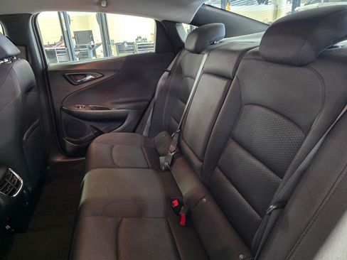 Used 2024 Chevrolet Malibu LT image 14