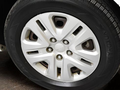 Used 2017 Dodge Grand Caravan SE w/ Power Window Group image 6