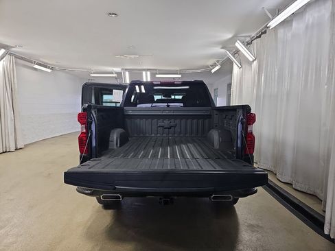 Certified 2023 Chevrolet Silverado 1500 Custom Trail Boss w/ LPO, Dark Essentials Package AWD/4WD image 15