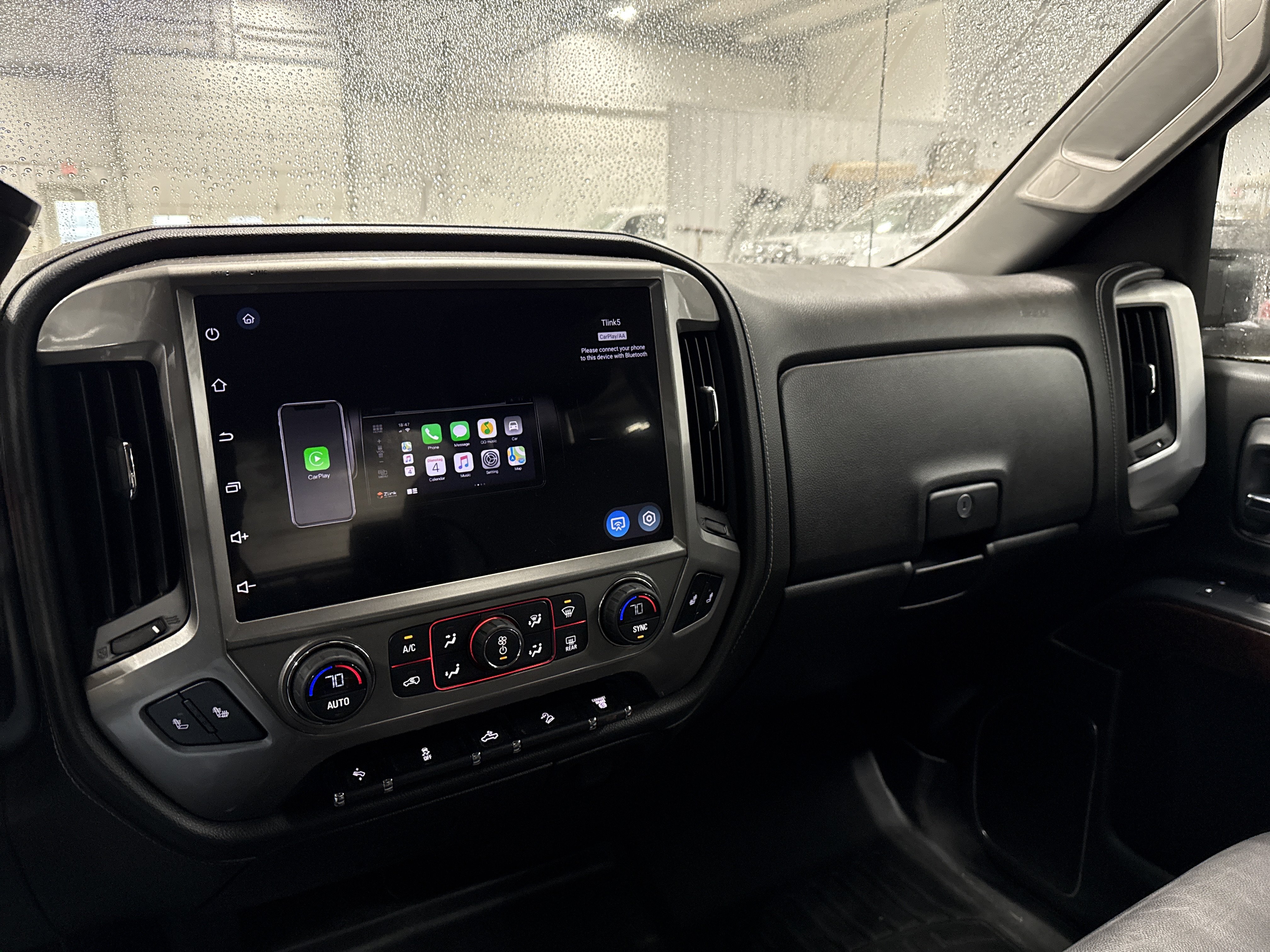 Used 2016 GMC Sierra 2500 SLT w/ Snow Plow Prep Package AWD/4WD image 11