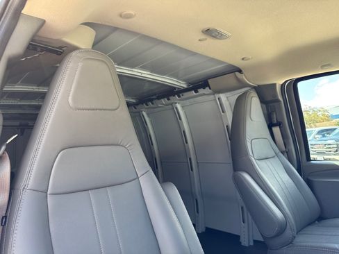 New 2026 GMC Savana 2500 Extended w/ Driver Convenience Package RWD image 19